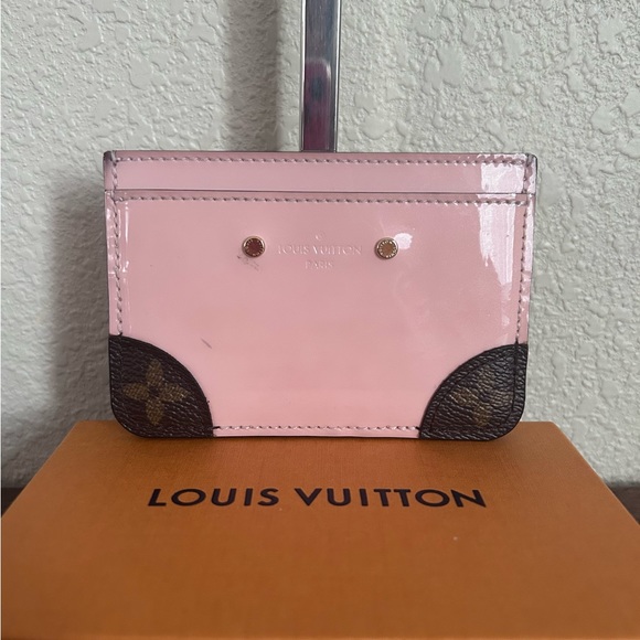 Louis Vuitton Bags Authentic Louis Vuitton 28 Pink Vernis Monogram